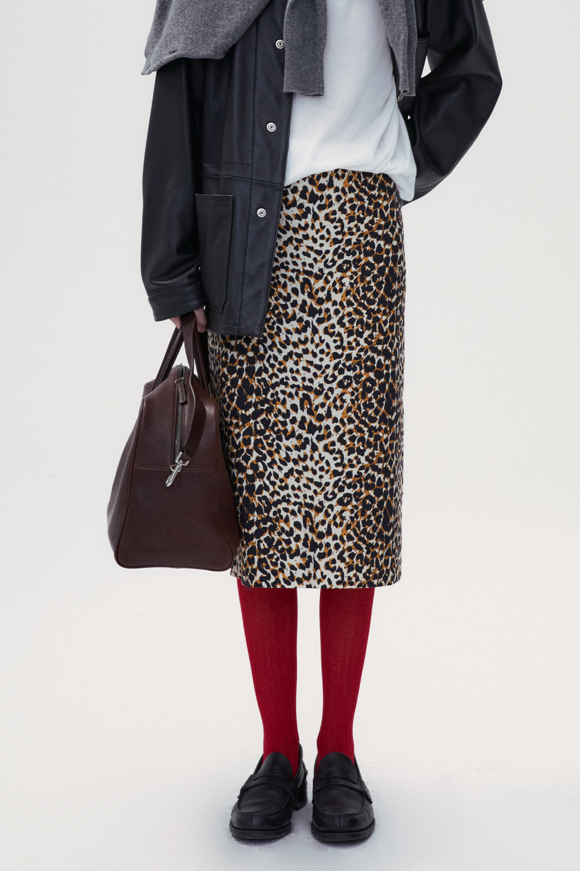 Leopard print pencil skirt